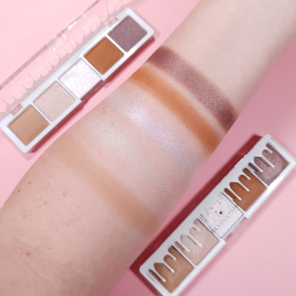 I Heart Revolution Mini Chocolate Eyeshadow Palette White Vanilla Cream