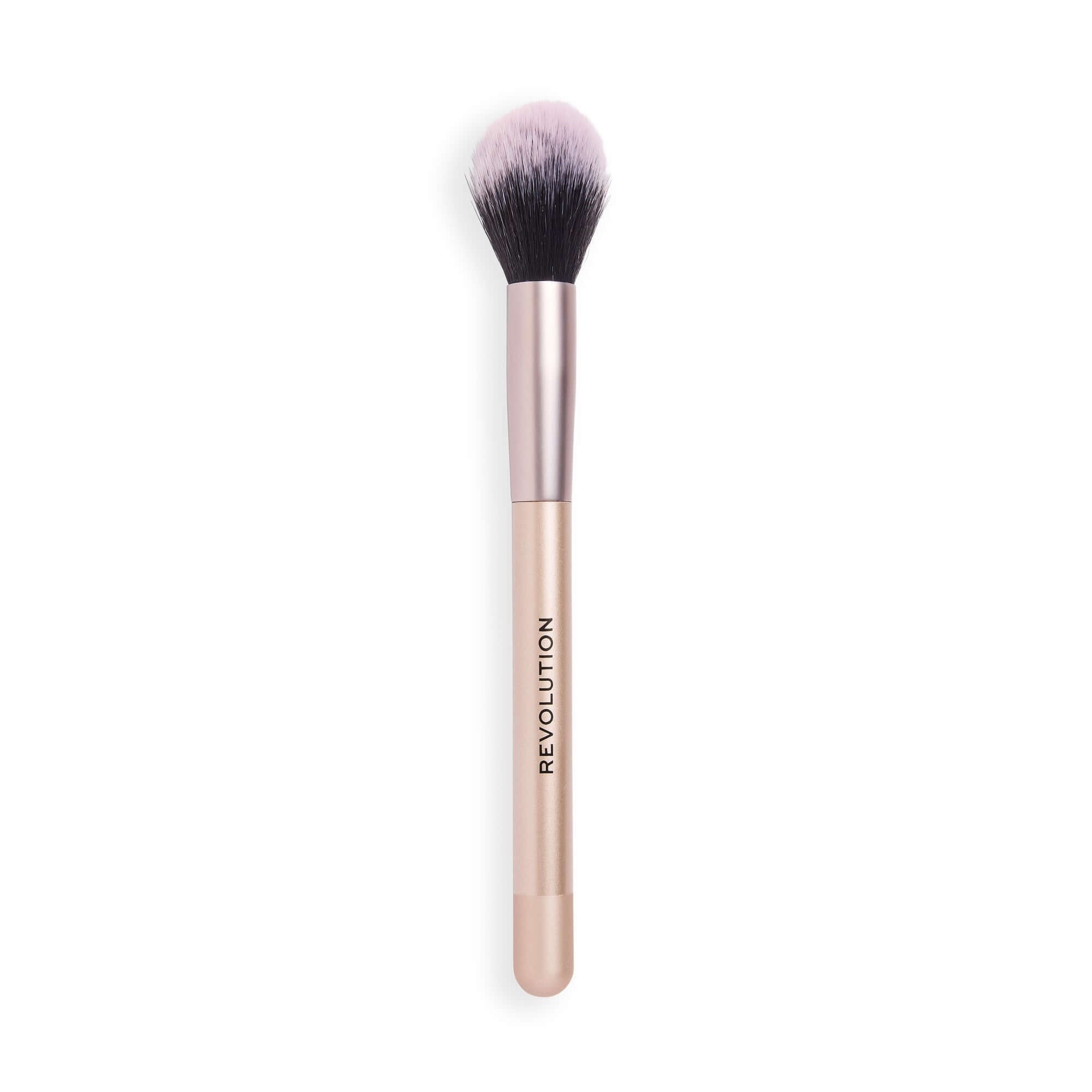 Revolution Blur Babe Soft Focus Brush R6